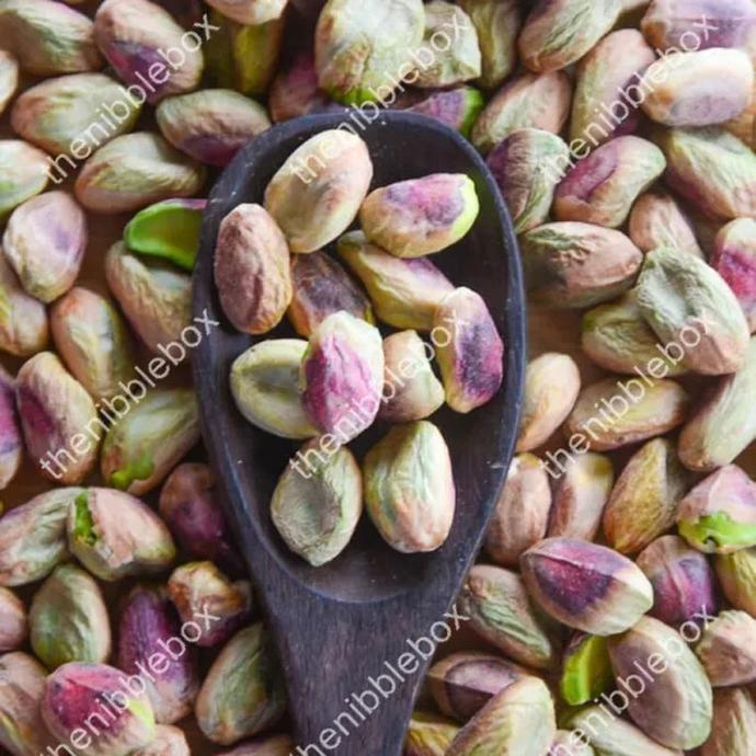 Pistachios (Unsalted, Without Shell) (1 kg)